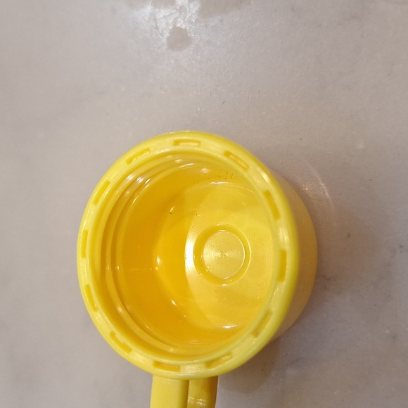 American Girl Pac-Man Yellow Mini Doll Thermos With Lid 80s Style - Picture 7 of 7